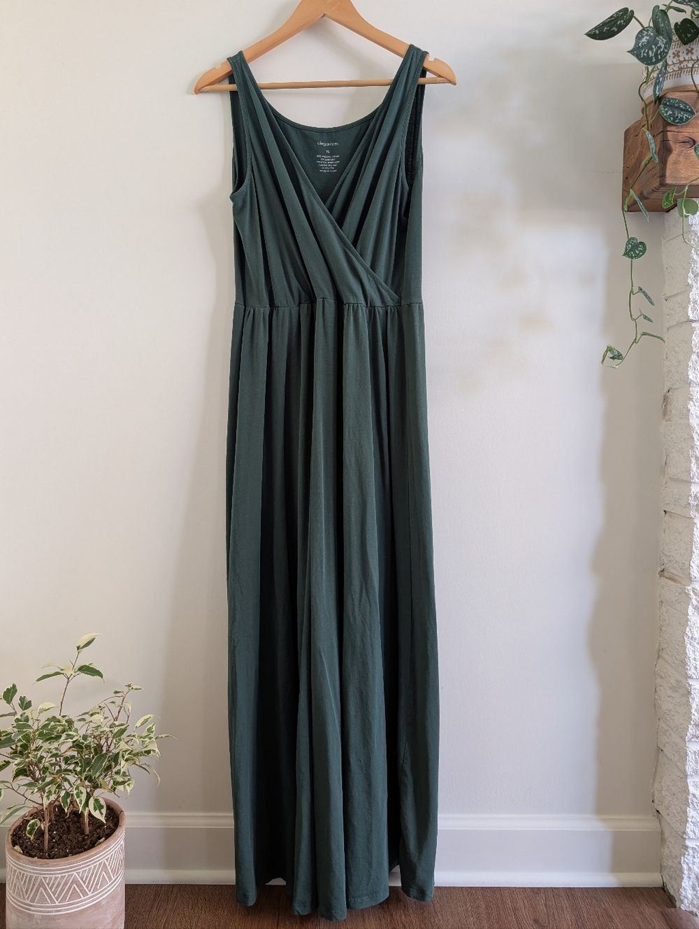 Elegantees Sleeveless Maxi Dress